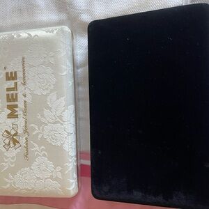 Mele Collector Case in White